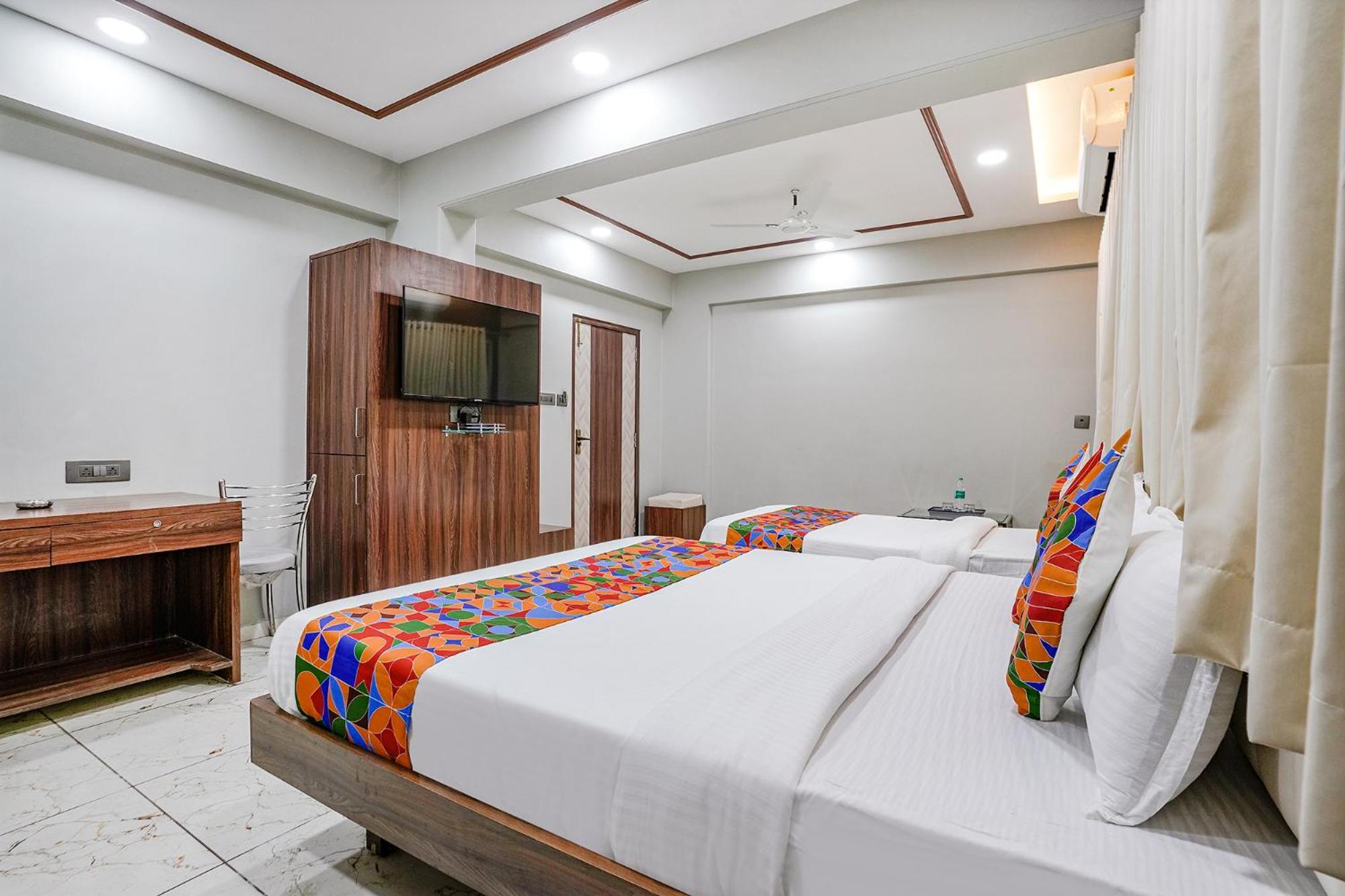 Fabhotel Grand Inn I - Ttc Industrial Area, Dighe Nova Bombaim Exterior foto