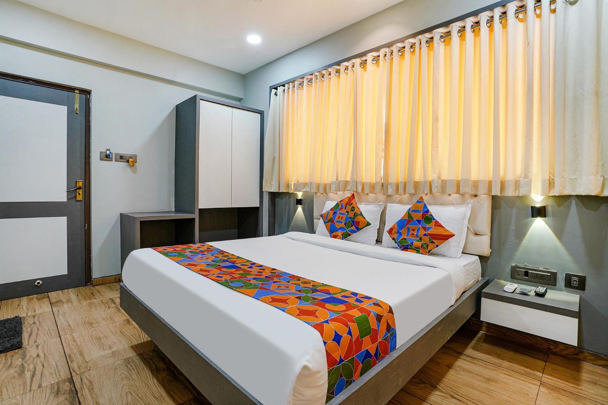 Fabhotel Grand Inn I - Ttc Industrial Area, Dighe Nova Bombaim Exterior foto